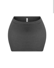 Load image into Gallery viewer, The Mini Skirt (black
